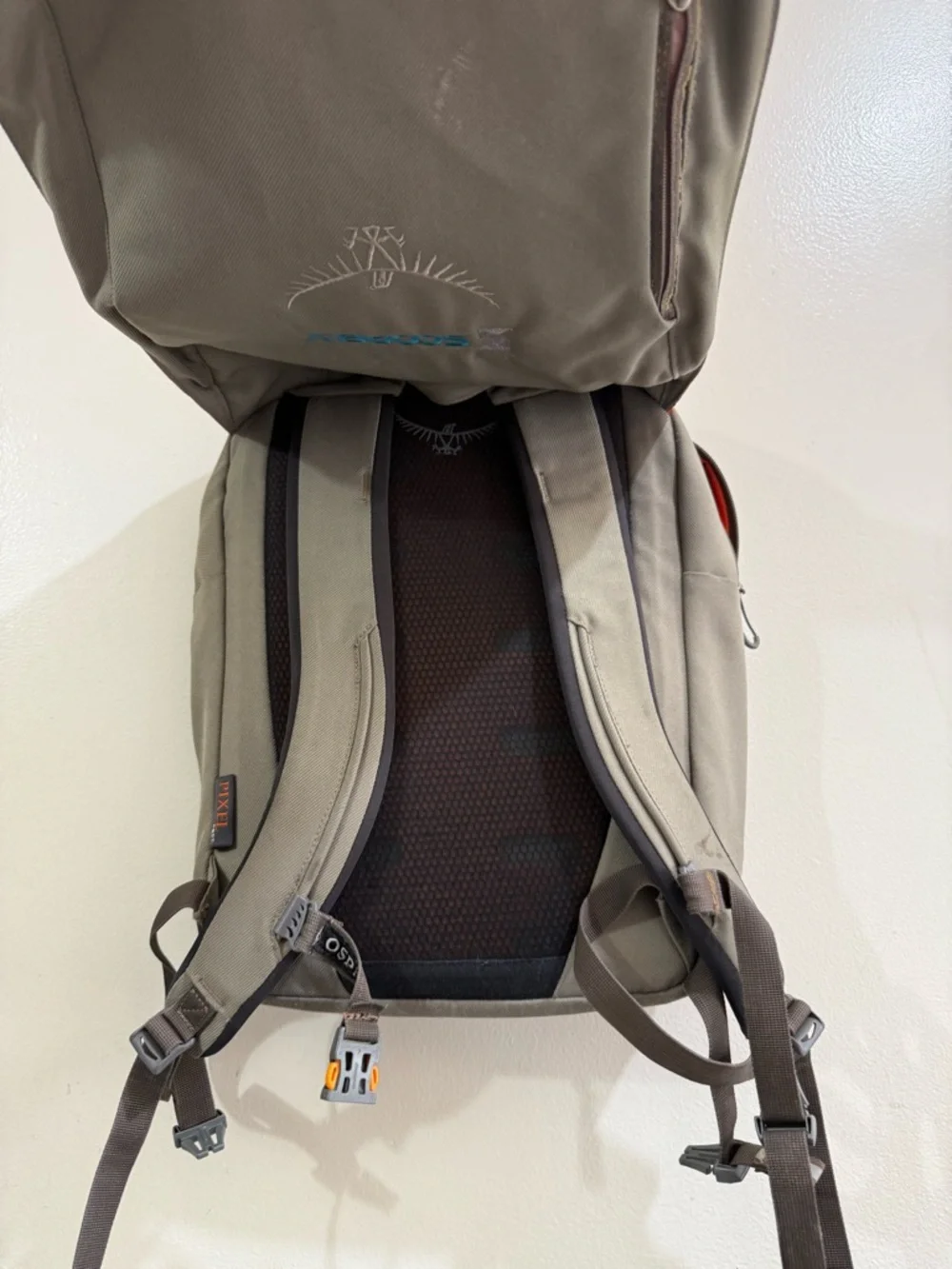 OSPREY Olive Green Backpack with Scopely Embroidery
